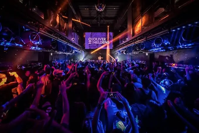 Club Joule crowd